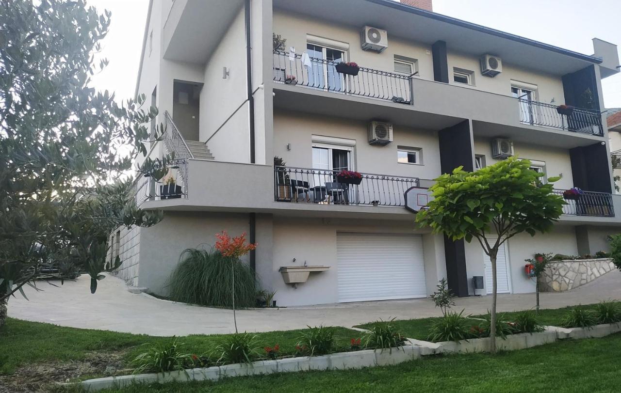 Avisi Home Требинье Экстерьер фото