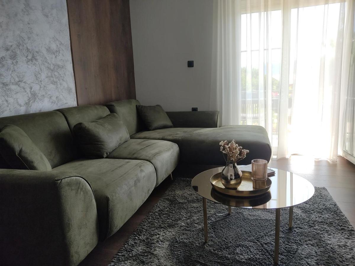 Avisi Home Требинье Экстерьер фото